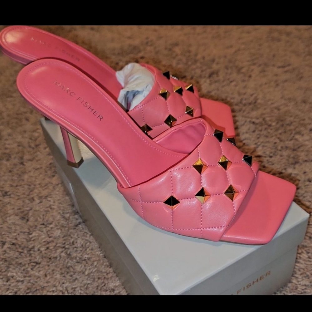 Women's Pink Quilted Heels